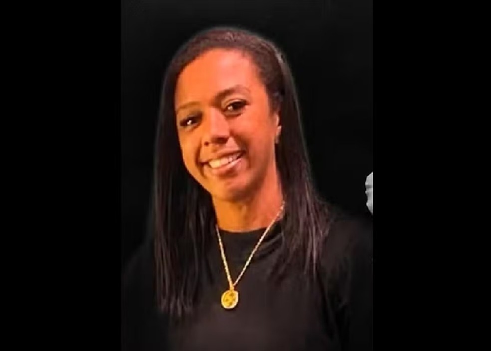 Professora, mãe da adolescente, morreu no acidente de carro em Rio das Ostras — Foto: Redes Sociais