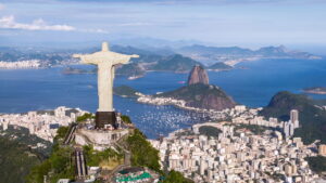 Turista contrata passeio para o Cristo Redentor e motorista de aplicativo cobra valor dez vezes maior; entenda Turista contrata passeio para o Cristo Redentor e motorista de aplicativo cobra valor dez vezes maior; entenda
