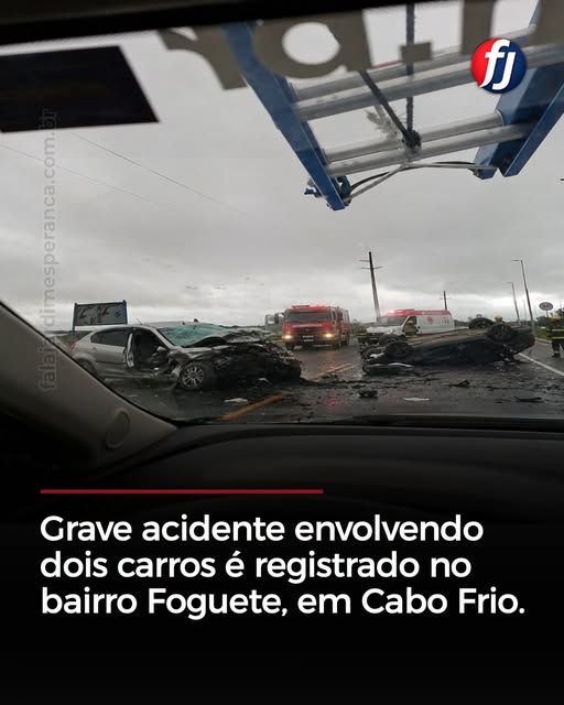 Acidente entre dois carros é registrado no bairro Foguete, em Cabo Frio Acidente entre dois carros é registrado no bairro Foguete, em Cabo Frio