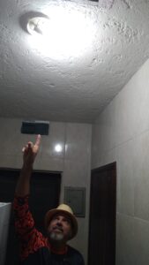 A histórica conquista da energia elétrica na comunidade do Peres, em Ubatuba. – Notícias das Praias