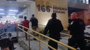 Mulher é presa por atrair homem para emboscada em Angra dos Reis