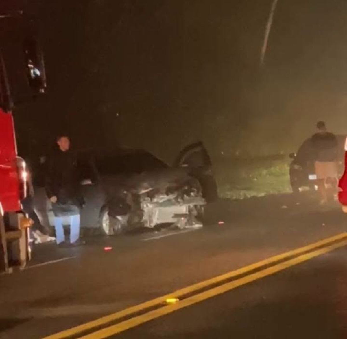 Acidente entre dois carros deixa quatro pessoas feridas na Rio-Santos, em Angra dos Reis Acidente entre dois carros deixa quatro pessoas feridas na Rio-Santos, em Angra dos Reis