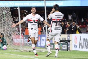 Lucas Moura volta Calleri marca 2 e São Paulo bate Vitória – 10/10/2026 – Esporte Lucas Moura volta Calleri marca 2 e São Paulo bate Vitória – 10/10/2026 – Esporte