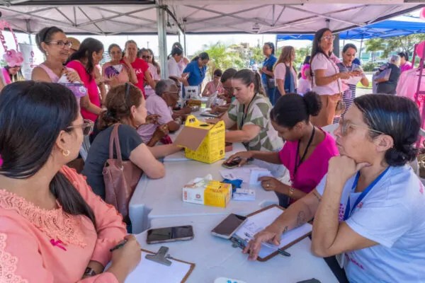 Abertura do Outubro Rosa reúne ações de prevenção e bem-estar em São Pedro da Aldeia 3 3