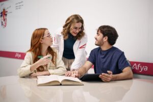 Internacionalização amplia oportunidades para futuros médicos