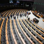 Bancada feminina cresce na Câmara Federal e chega a 109 deputadas em 2027