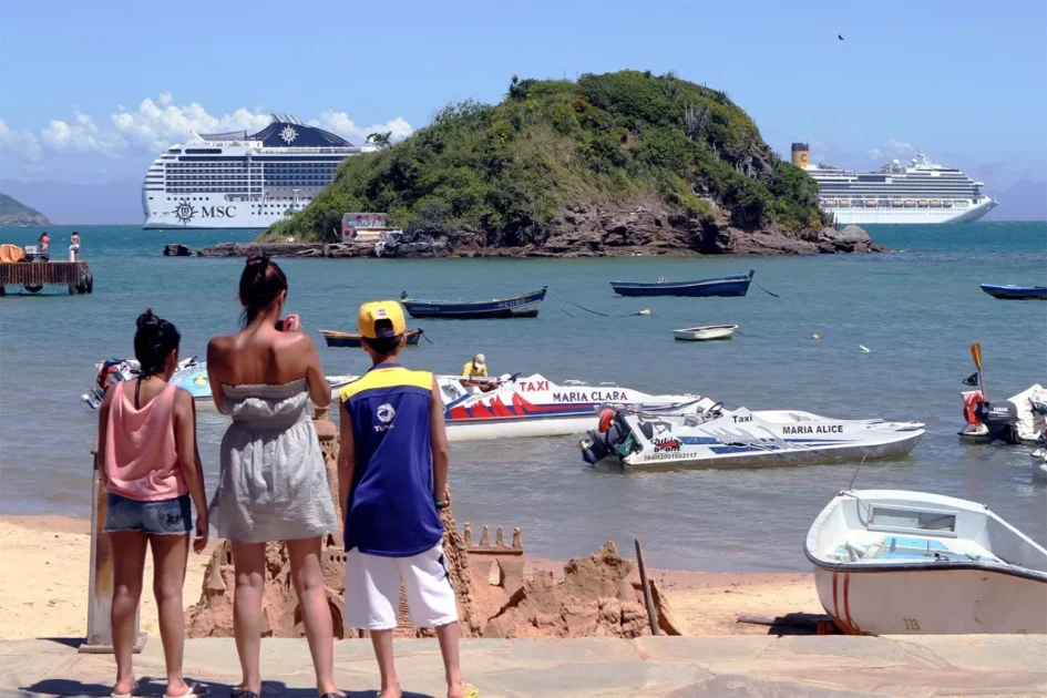 Temporada de cruzeiros em Búzios começa no próximo dia 18, com previsão de 107 escalas