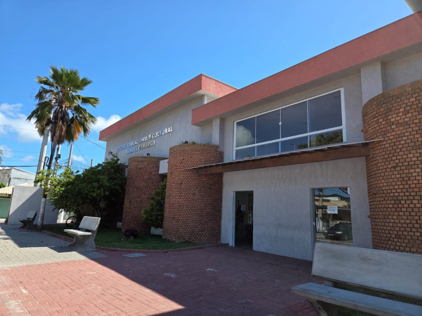 Arraial do Cabo orienta agentes culturais sobre edital de R$ 100 mil